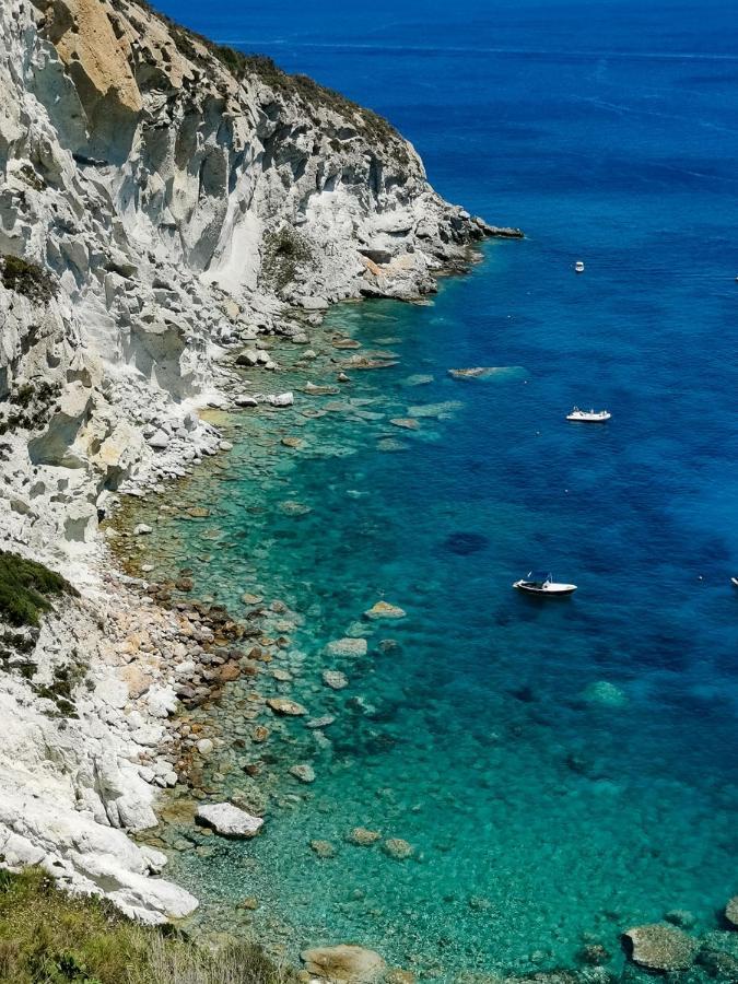 La Casa Del Capitano Ponza Villa Екстериор снимка
